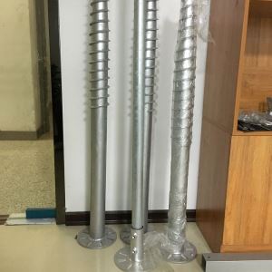 Skru Ground Untuk Pemasangan Panel Suria Kit / Suria Bawah Tanah Panel Pan Bangku PV Pemasangan Kurungan Skru Kit