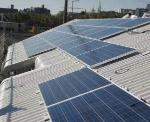 Pembekal Sistem Pemasangan Bumbung Suria yang disesuaikan