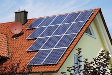 Hook Mounting Solar Panel Pada Atap Jubin